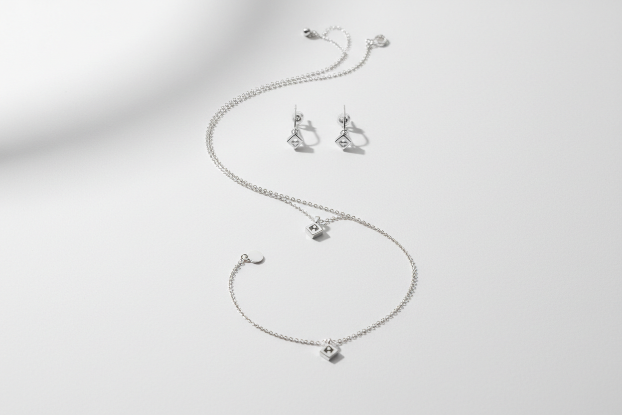 Seturi bijuterii complete olmarkt – set colier, cercei și brățară suflate cu aur 18k