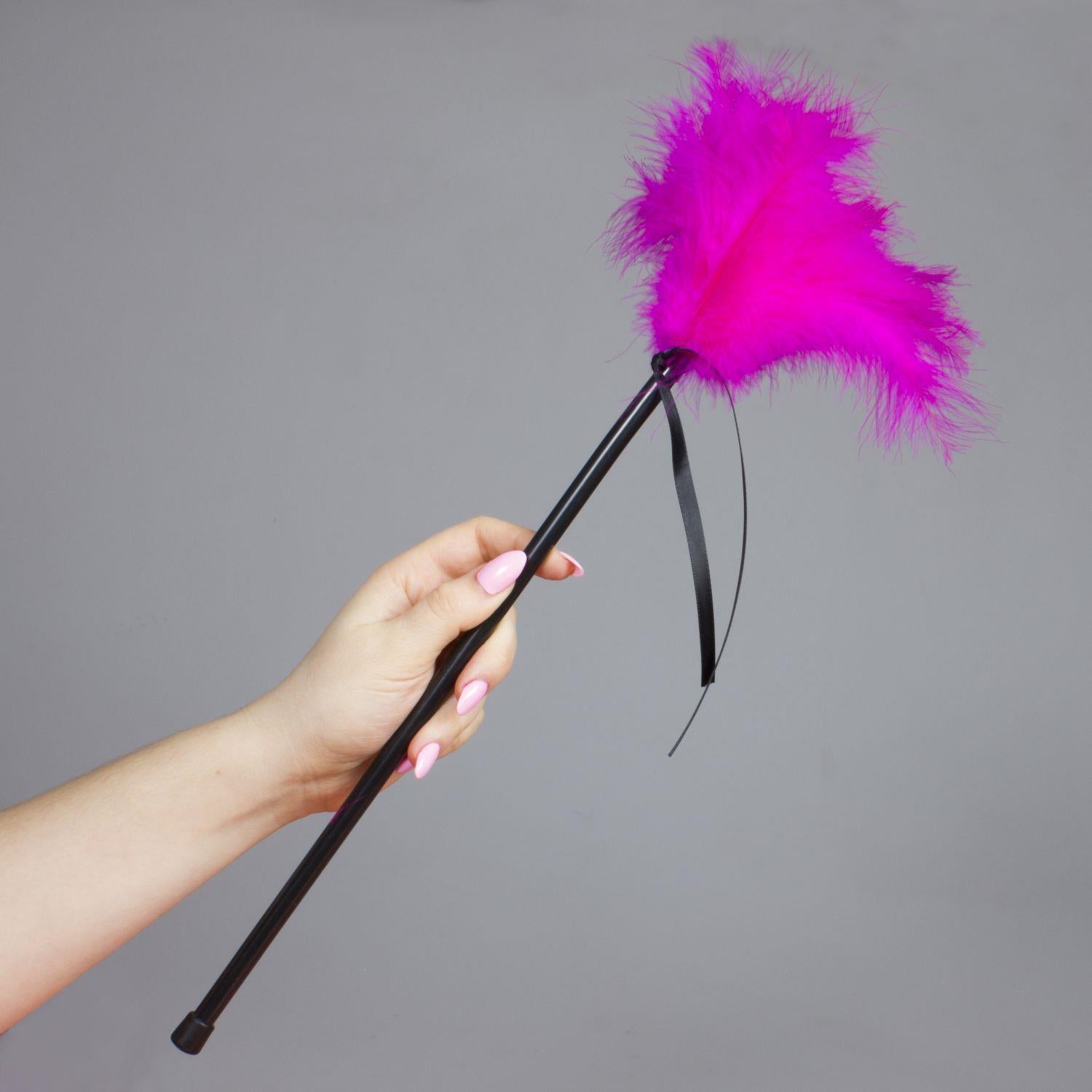 Secret Play Gâdilător cu Pene, Fuchsia, 40 cm