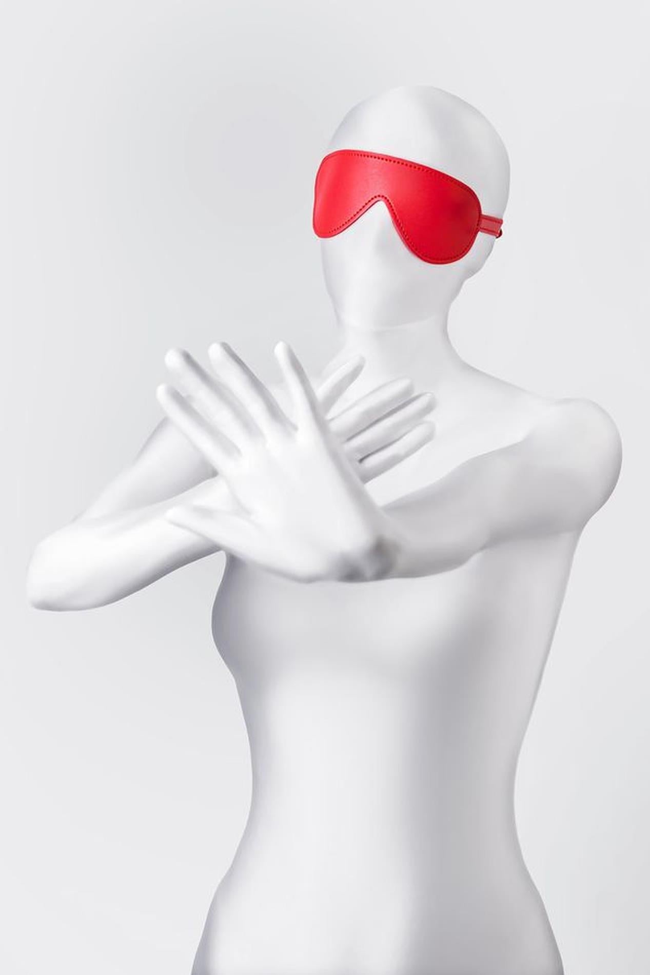 Mască BDSM Anonymous din piele PU roșie 65 cm