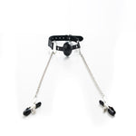 Ball Gag respirabil Fantasy cu cleme reglabile pentru mameloane