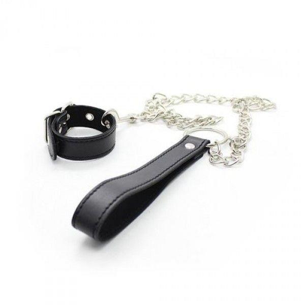 Zgarda din piele pentru încheietura mâinii Toyz4lovers cu lesă metalică, neagră