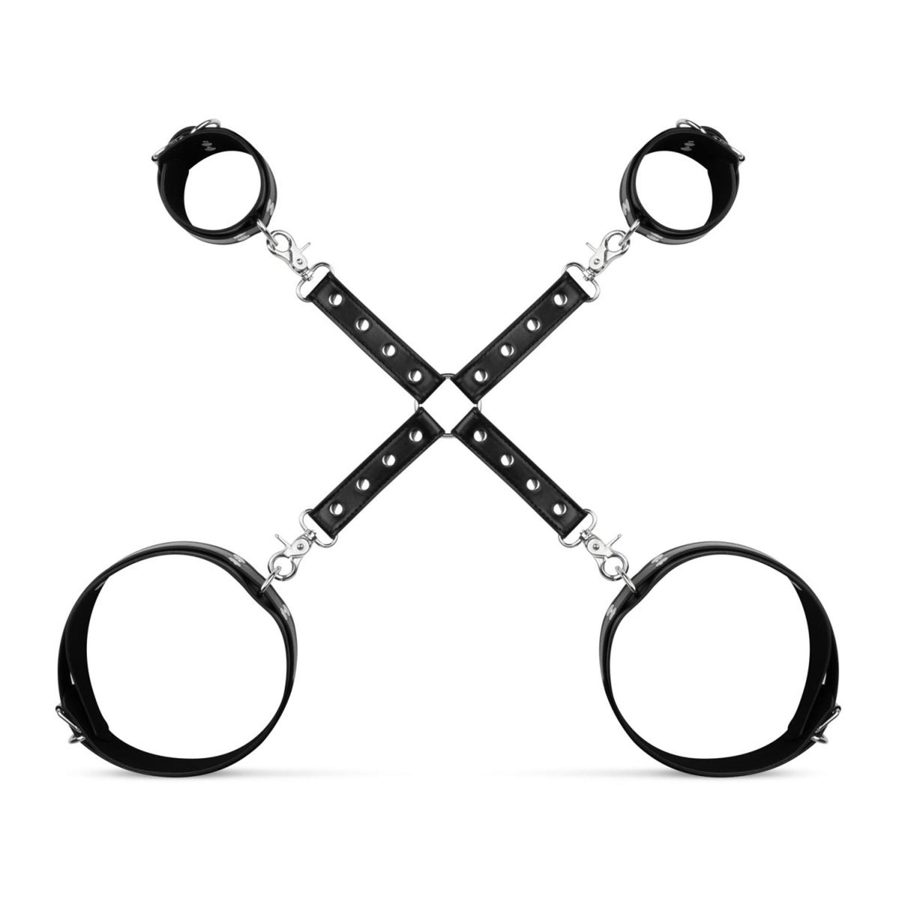 Fantezii în dormitor, cătușe negre