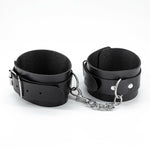 Set de bondage Crushious Punisher cu 8 piese