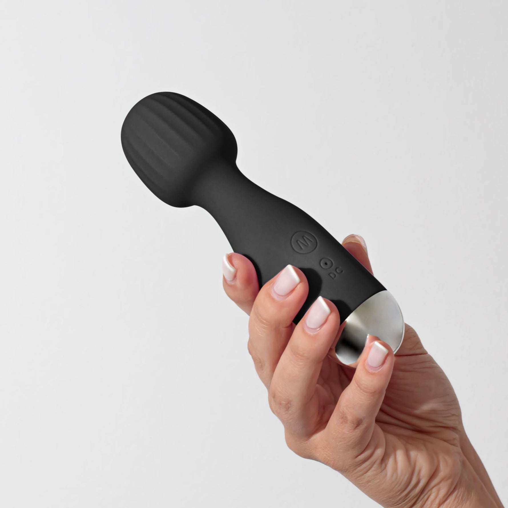 Vibrator mini Crushious Wanderlust, cu USB, negru, 15 cm