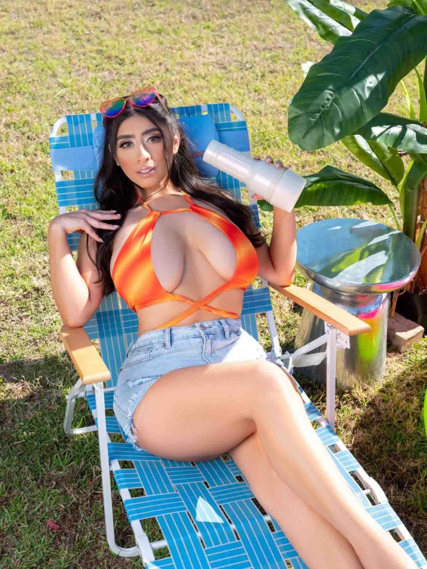Masturbator Fleshlight Violet Myers Bej 25 cm