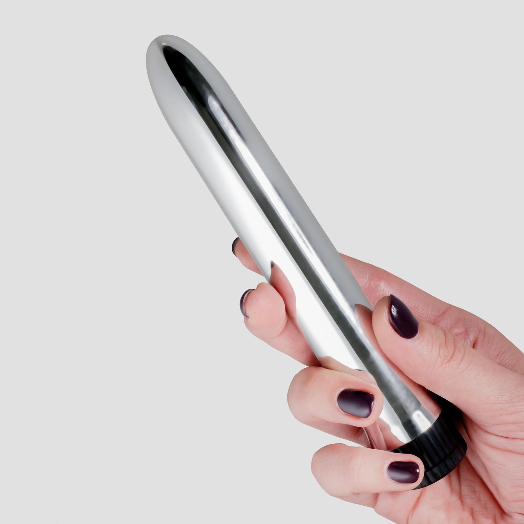 Vibrator clasic Crushious argintiu 17,5 cm