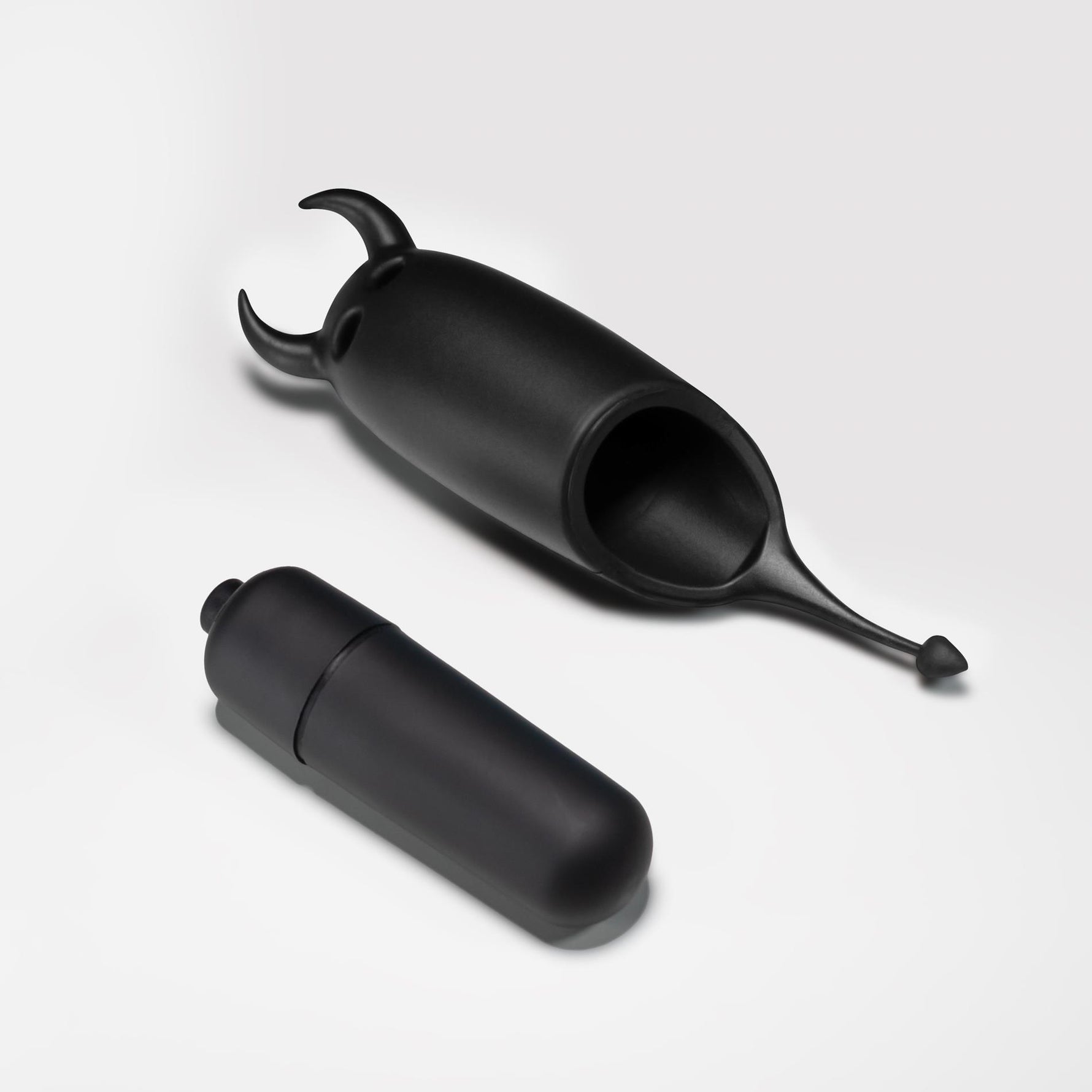 Vibrator mini Crushious O Pet Devil Negru 10 moduri 9-2 cm