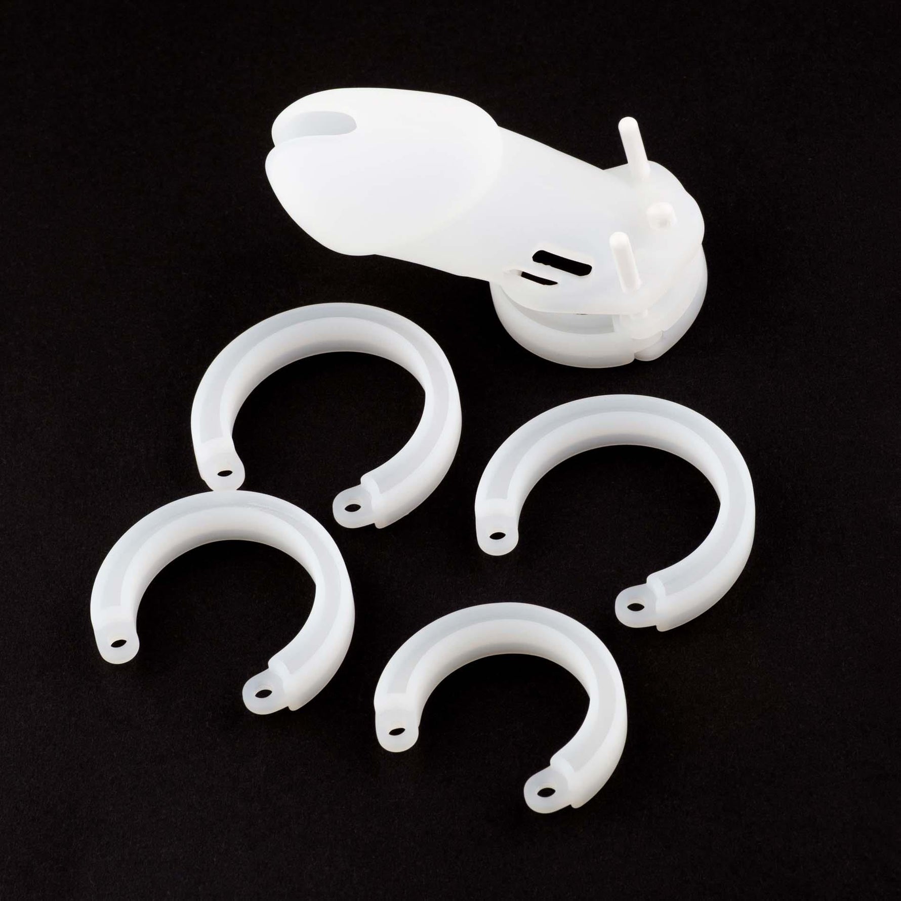 Cușcă pentru penis HeavyFun din silicon 7 cm cu 5 inele