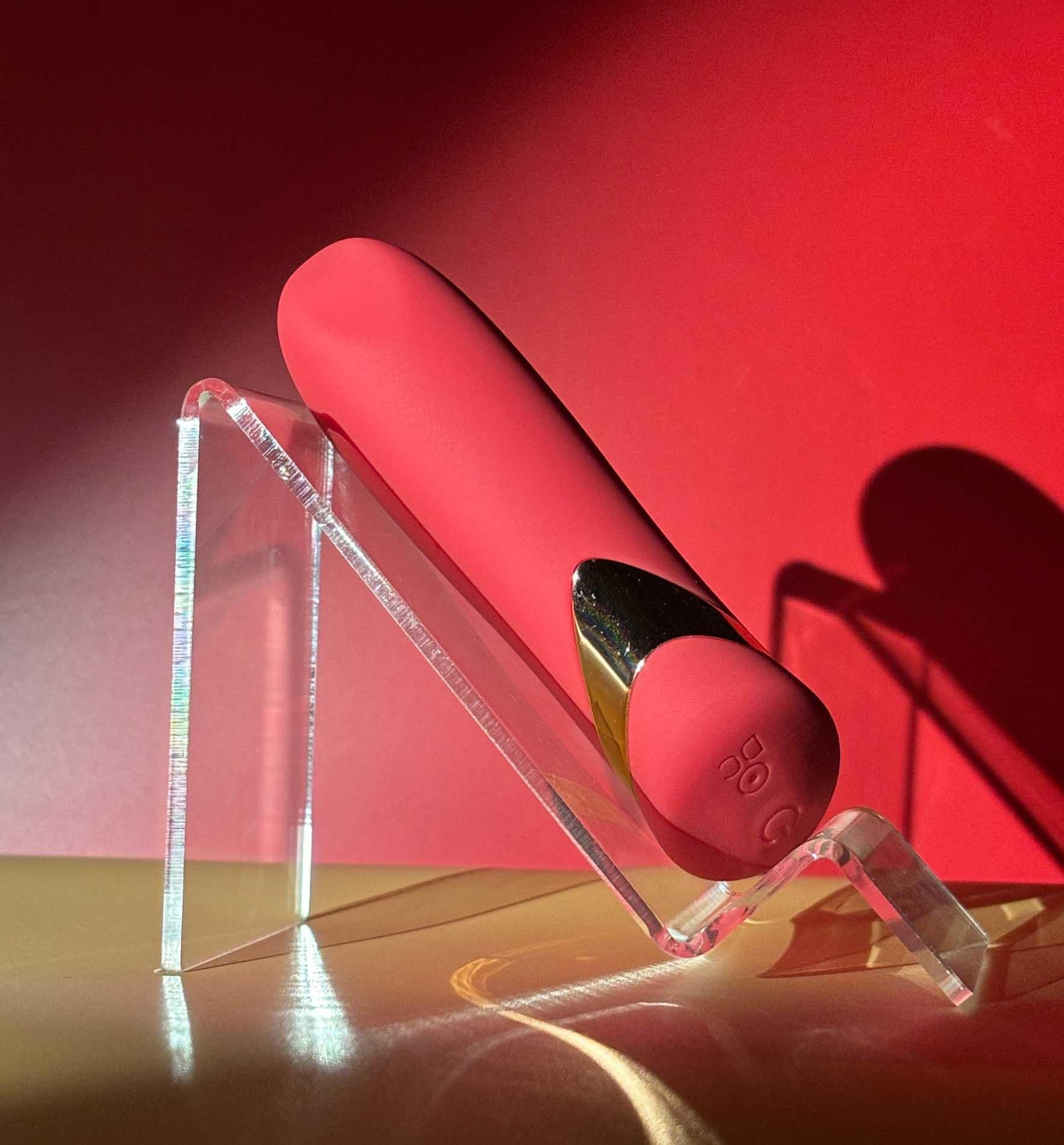Vibrator USB drăguț din silicon roșu de 10 cm, seria B