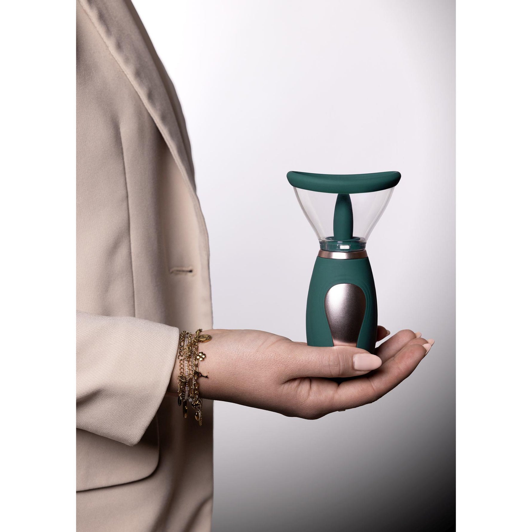 Pompă automată pentru clitoris și sân, cu 13 viteze, verde