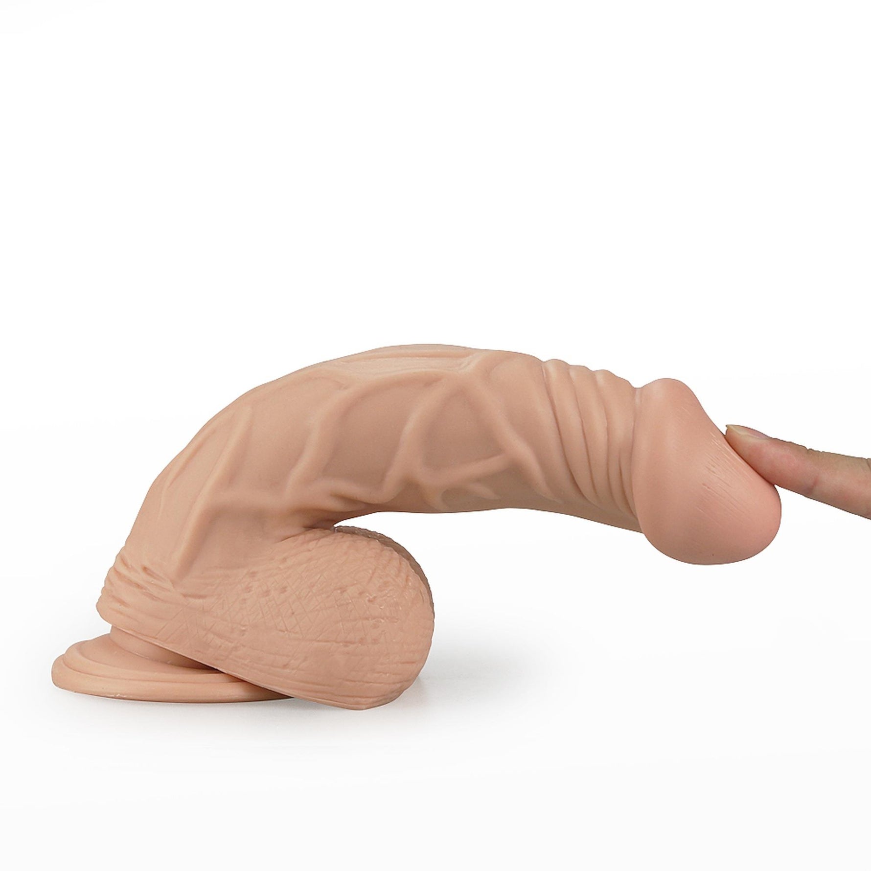 Vibrator realist Lovetoy, culoarea pielii, 23 cm, rezistent la apă