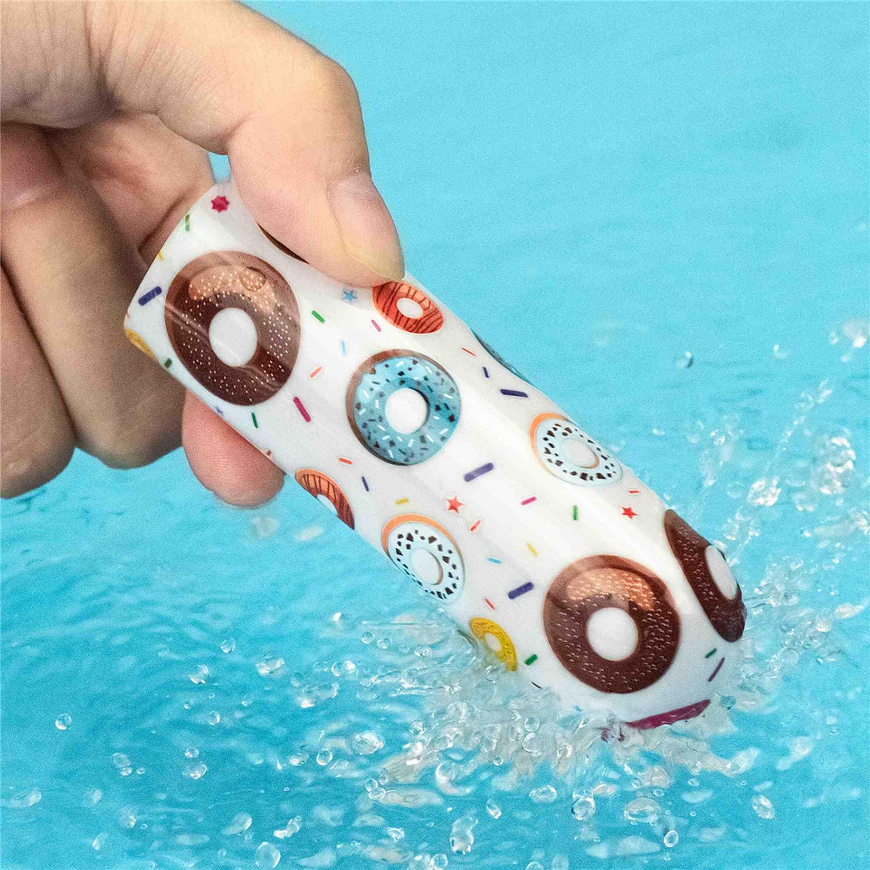 Vibrator mini reîncărcabil impermeabil Donut Lovetoy 8 cm