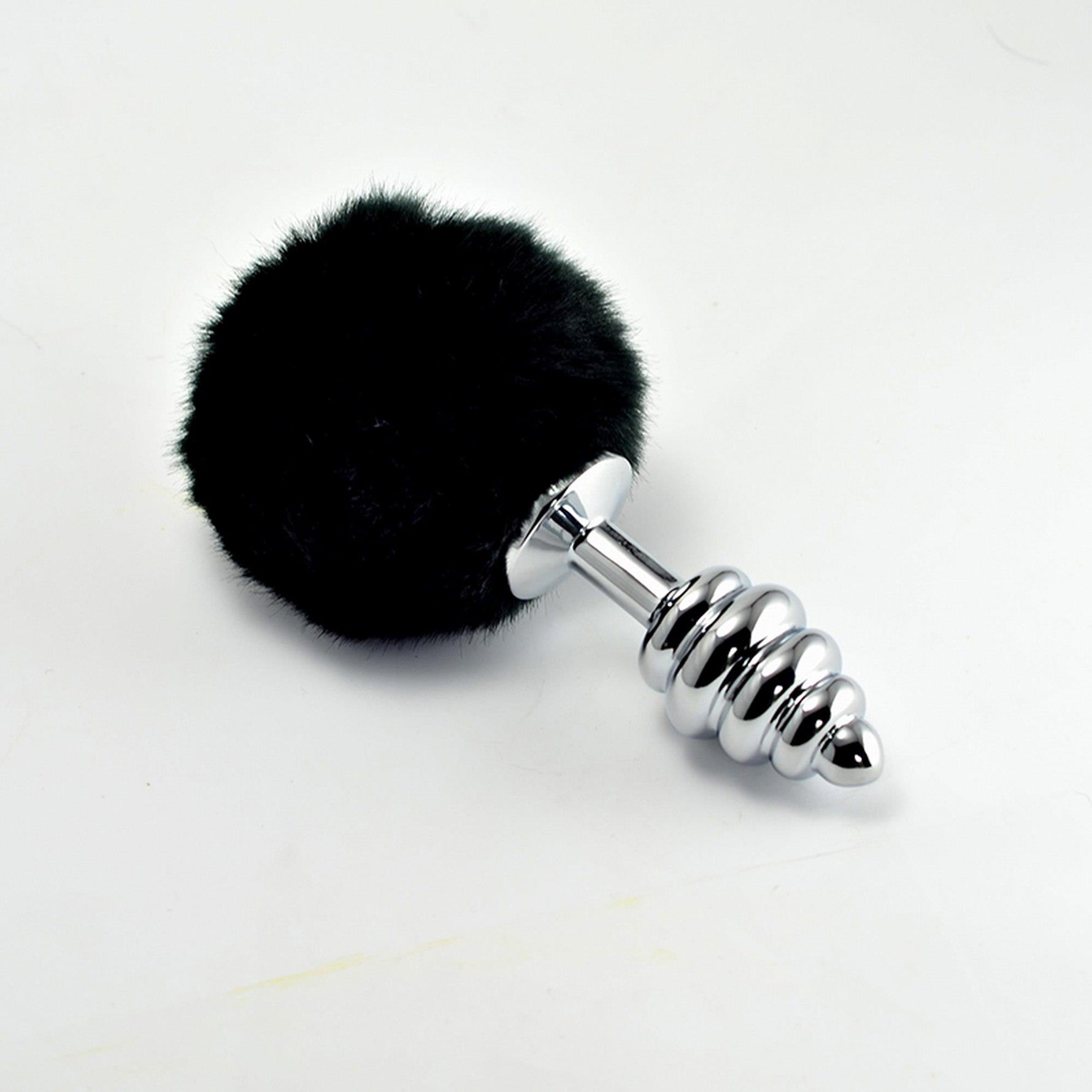Plug anal spiralat argintiu Lovetoy cu pompom negru