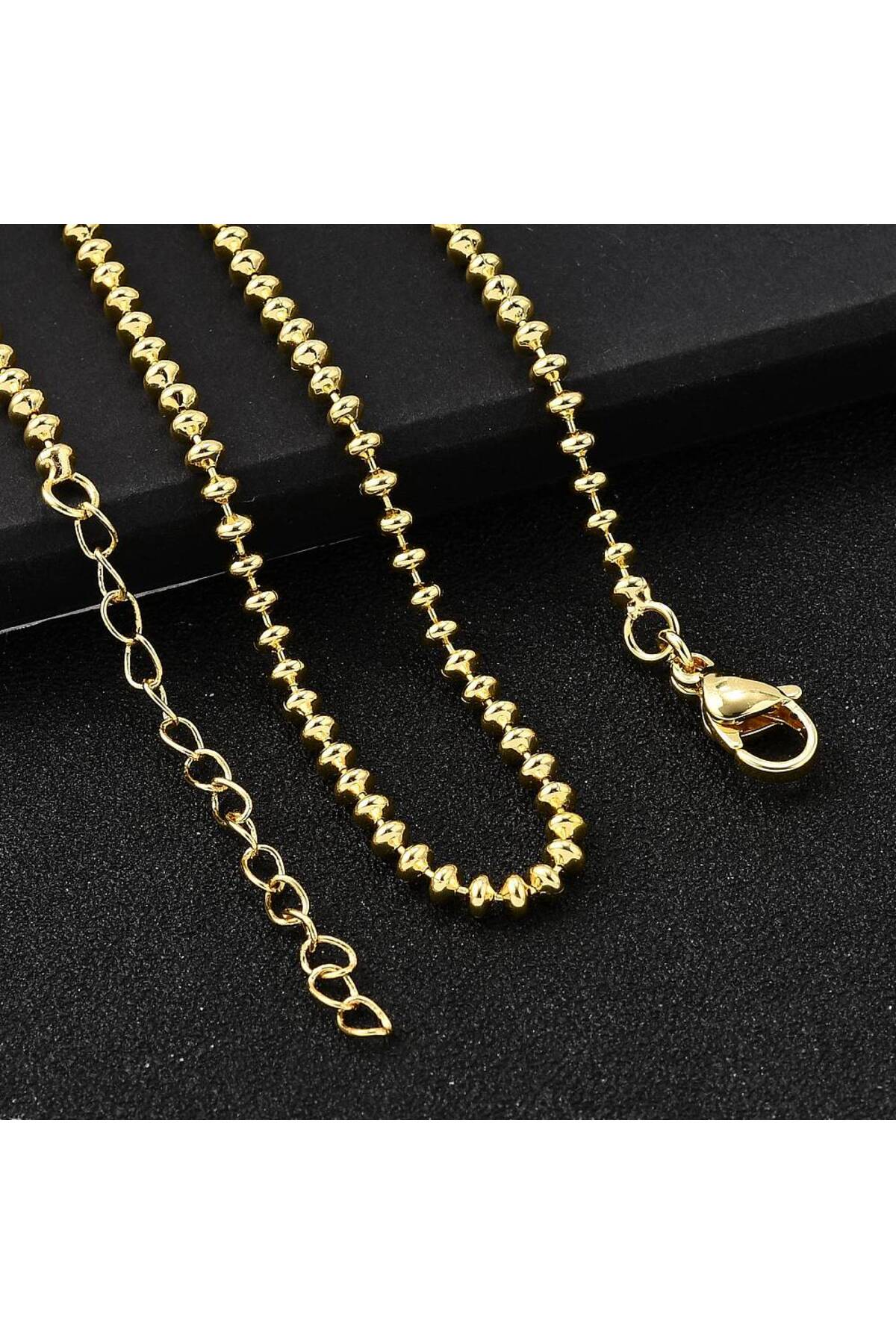 Colier cu zale rotunde, placat cu aur 18K
