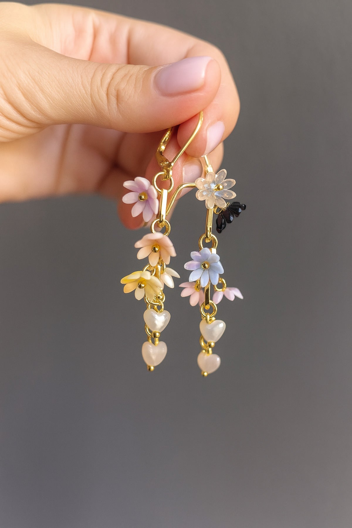Cercei placați cu aur de 24K cu design floral