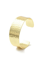 Brățară cuff lată cu model gravat, placată cu aur 18K