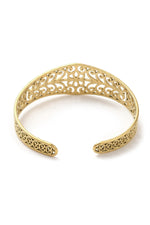 Brățară cuff cu model floral decupat, placată cu aur 18K