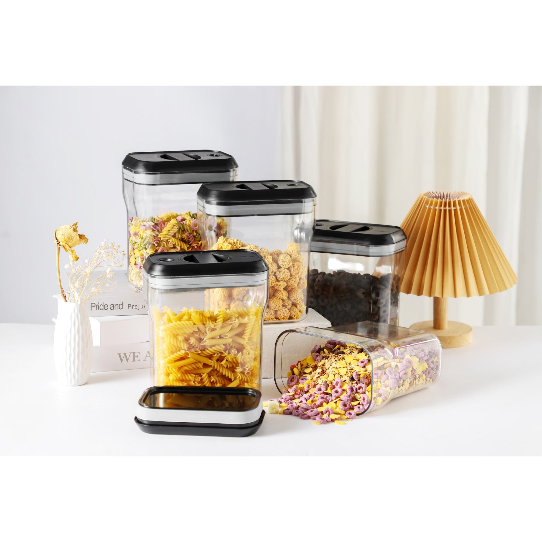 Recipient din Plastic, Flippy, pentru Alimente/Obiecte, Inchidere Ermetica Rotire 90 grade, 2l, 20.5 x 10.5 x 27 cm,