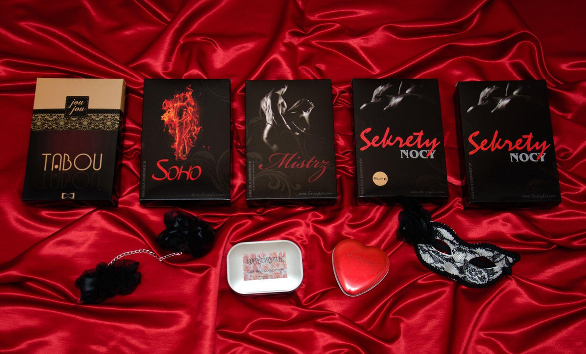 Joc erotic Vplay Night Secrets cu vibrator și cătușe