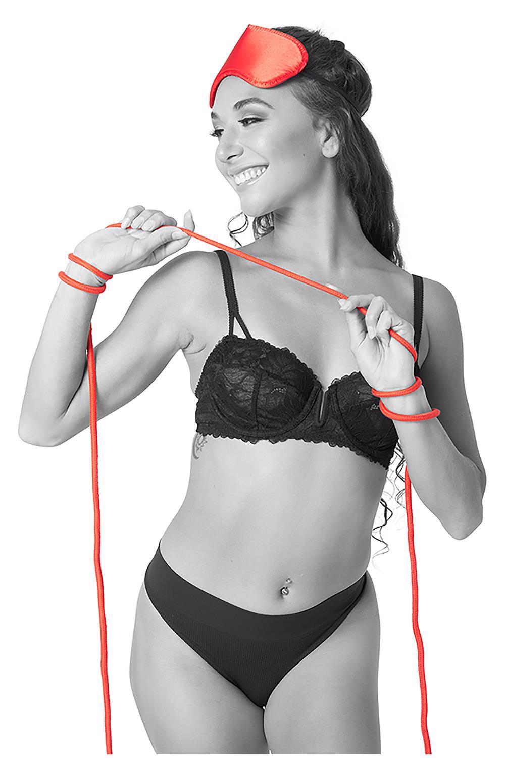Frânghie de bondage Sportsheets Amor Rope din bumbac 914 cm