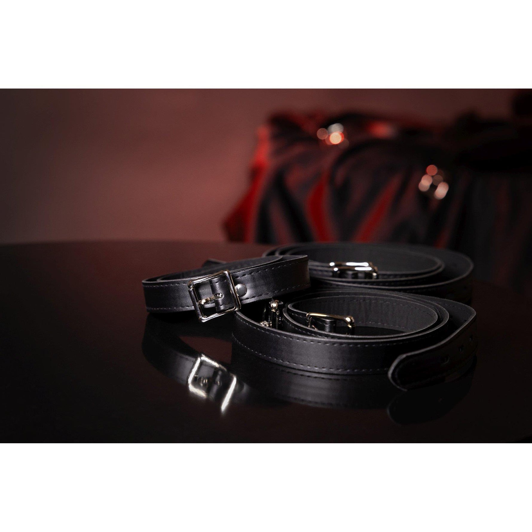 Au! 7 restricții de bondage pentru tot corpul, reglabile, din piele PU