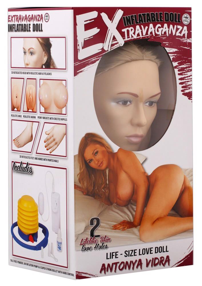 Păpușă Antonya Vidra Blondă 90 cm NMC