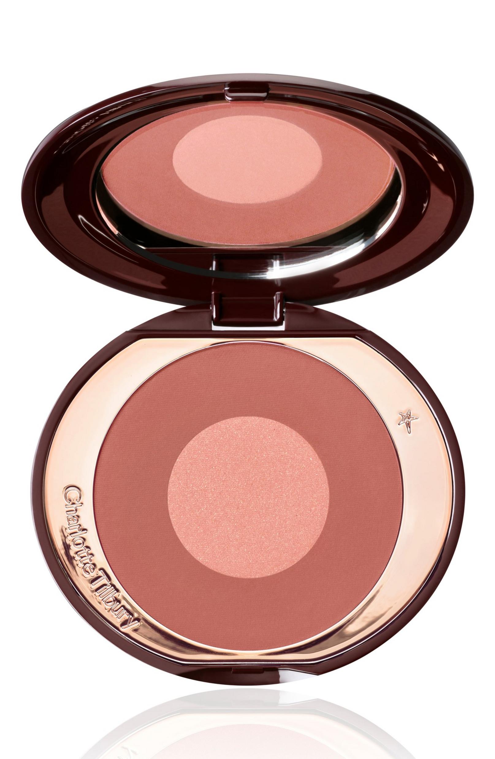 Charlotte Tilbury, Cheek To Chic Swish And Glow, Radiant, Pudră de obraz, Discuții la pernă, 8 g