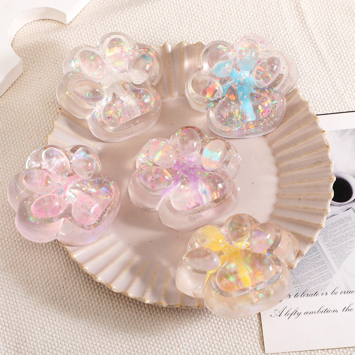 Jucarie Antistres Squishy, Flippy, cu Revenire Lenta, Squeeze Pinch Family, Model Cat Paw, 6.5 x 7 cm, din Tpr, 4-6