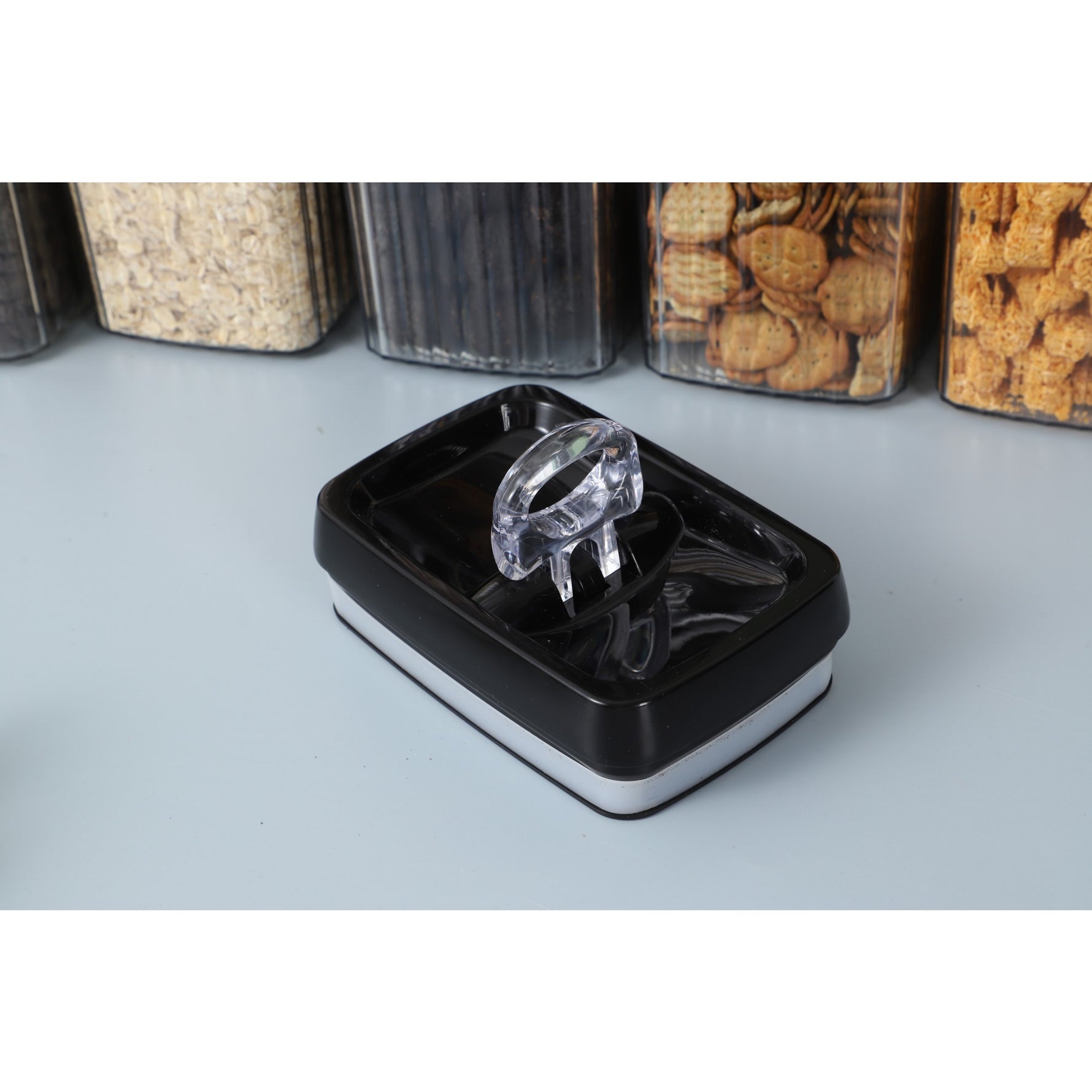 Set 6 Recipiente din Plastic, Flippy, pentru Alimente/Obiecte, Inchidere Ermetica, Textura Ondulata, 6 x 1.5l,