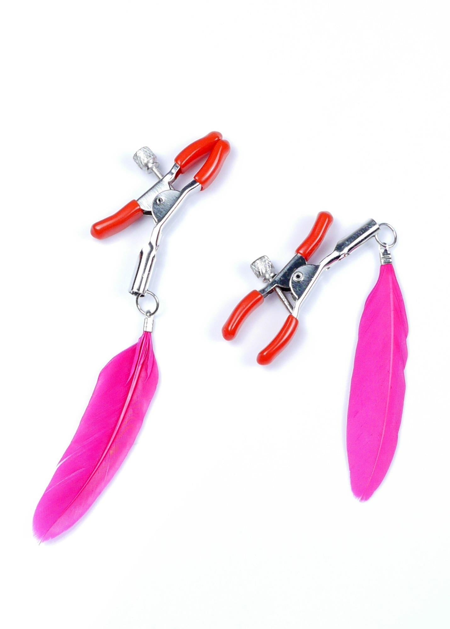 Cleme metalice reglabile pentru mameloane Fetish seria B, cu pene, 14 cm