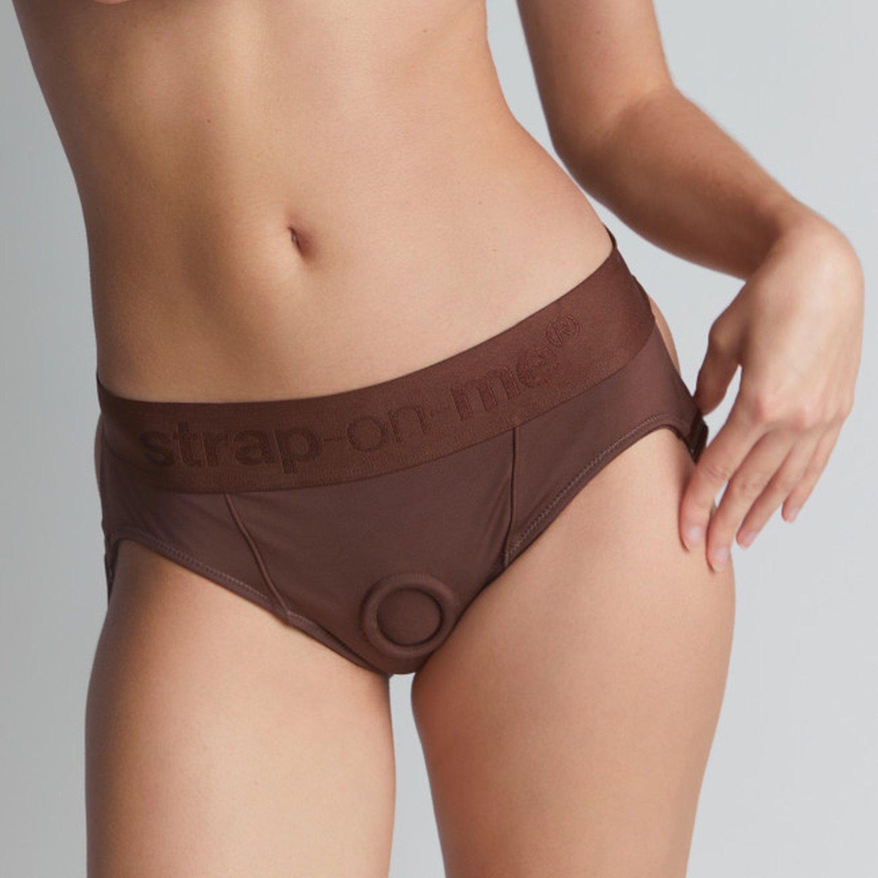Lenjerie intimă cu ham Heroine XL, culoare ciocolată