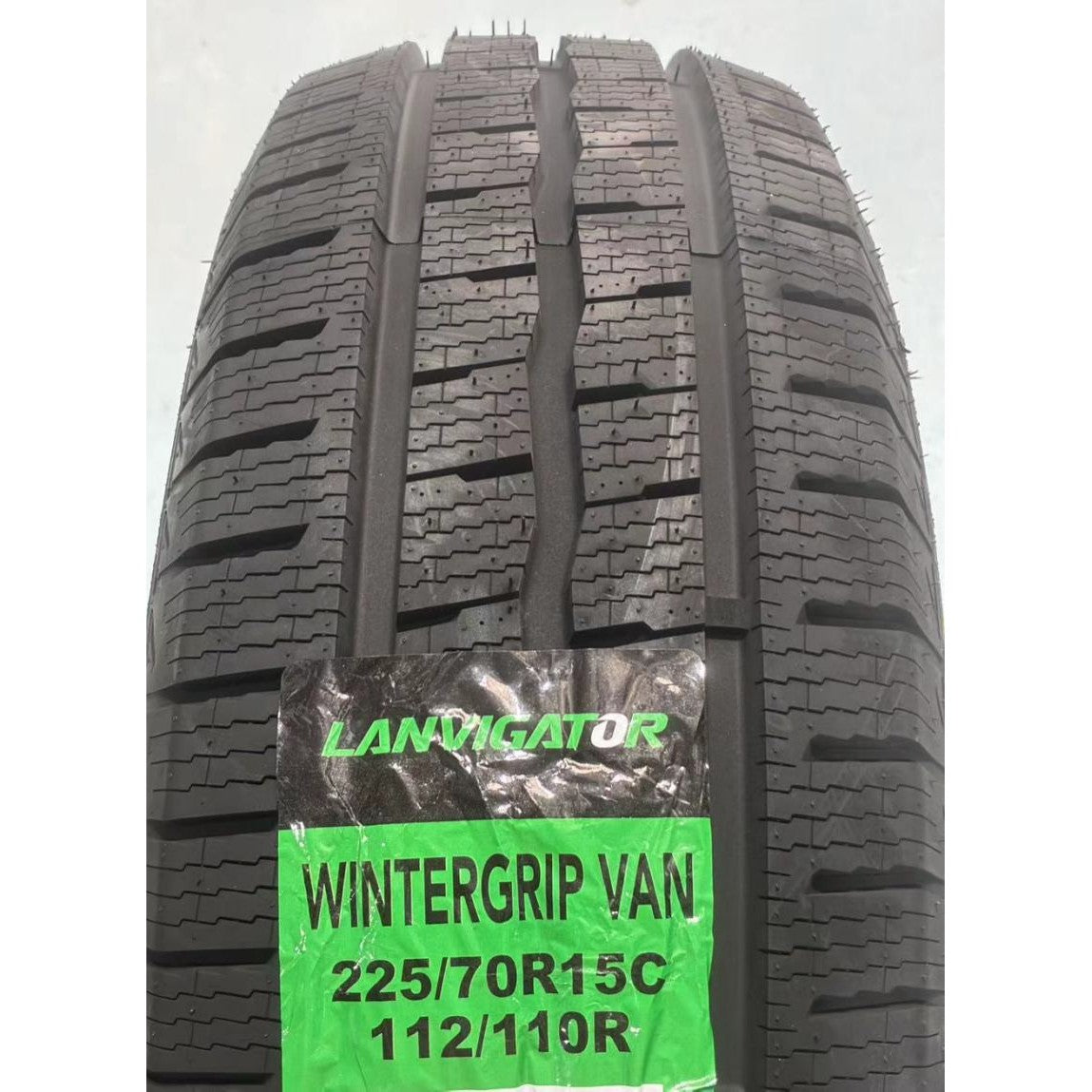 Anvelopa Iarna VAN LANVIGATOR 225/70R15C 112/110 R, Aderenta Sporita pe Zapada si Umed, Confort si Durabilitate