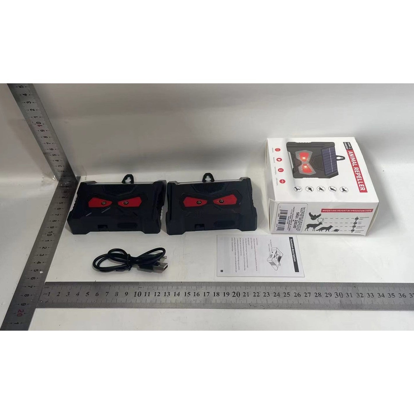 Set 2 Aparate Solare LED cu Ultrasunete, Flippy, Repelent pentru Animale Mari si Mici, Lumina Rosie si Alba, Anti