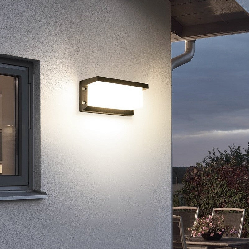 Aplica Solara De Exterior LED Flippy, 13.5 cm x 8 cm, 150 Lumeni 60 LED 18W, IP65, 3 trepte de lumina, Senzor de