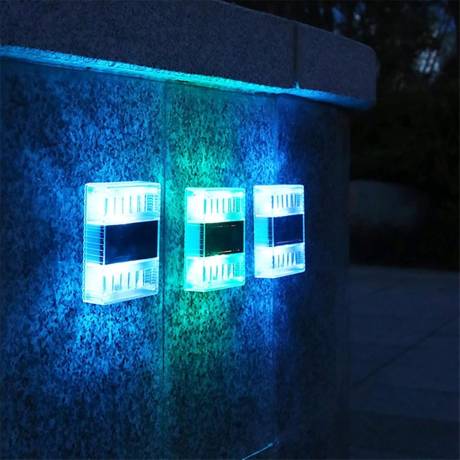 Aplica solara LED pentru Gradina, Flippy, Set 4 Bucati, ABS/Policarbonat, Rezistenta la apa IP65, pentru perete, 1.2V,