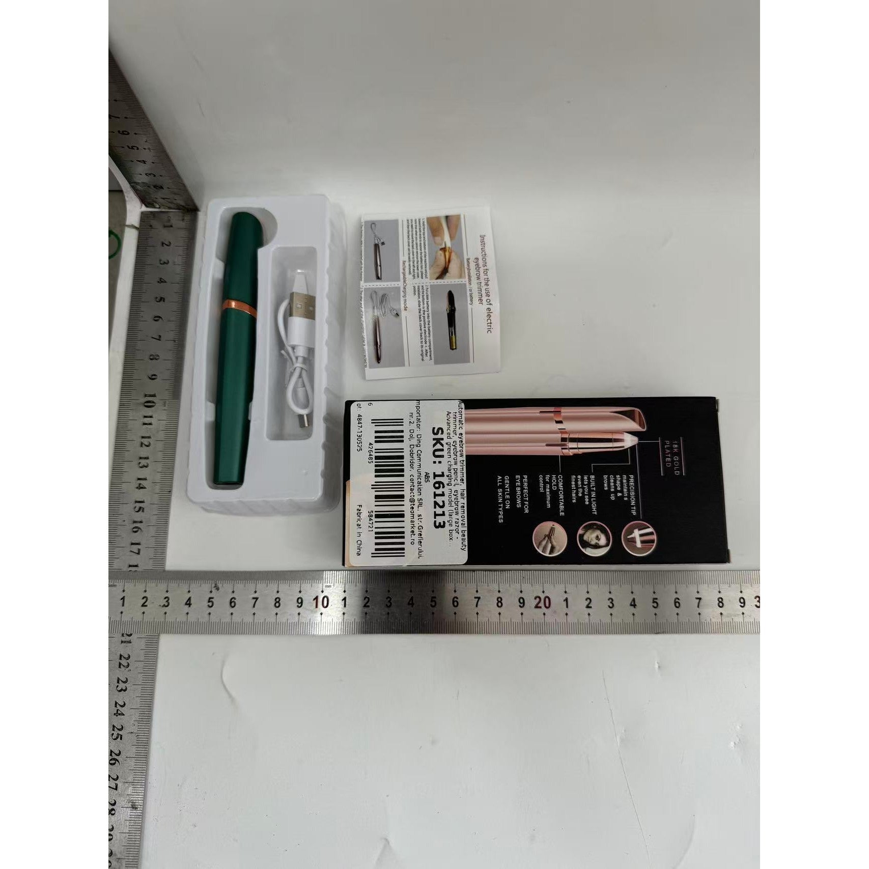 Trimmer Facial, Flippy, pentru Sprancene, Incarcare USB, 1.5 x 13 cm, din ABS, Verde