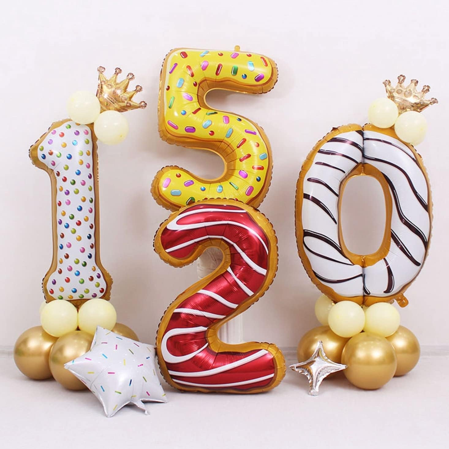 Balon din Folie Metalizata Flippy, Figurina Cifra, Imprimeu Gogosi, Tema Aniversare 100 cm, Ambalaj Individual, Pai