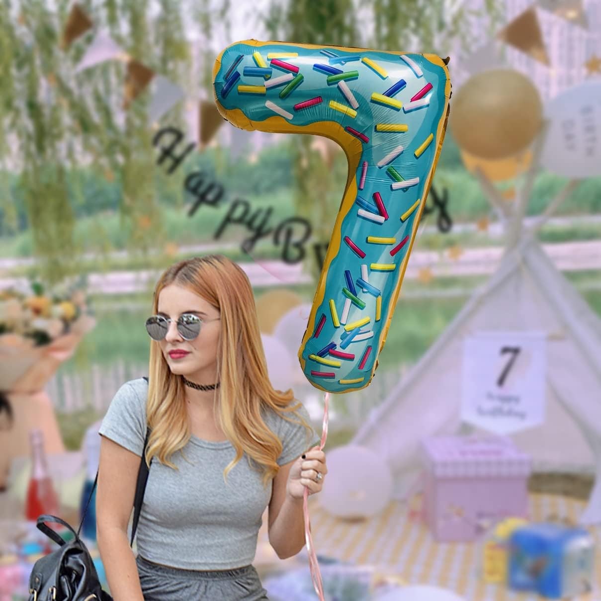 Balon din Folie Metalizata Flippy, Figurina Cifra, Imprimeu Gogosi, Tema Aniversare 100 cm, Ambalaj Individual, Pai