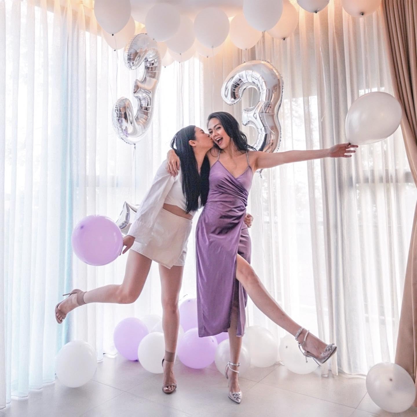 Balon din Folie Metalizata Flippy, Figurina Cifra, Tema Aniversare 40 cm, Ambalaj Individual, Pai inclus, Umflare cu
