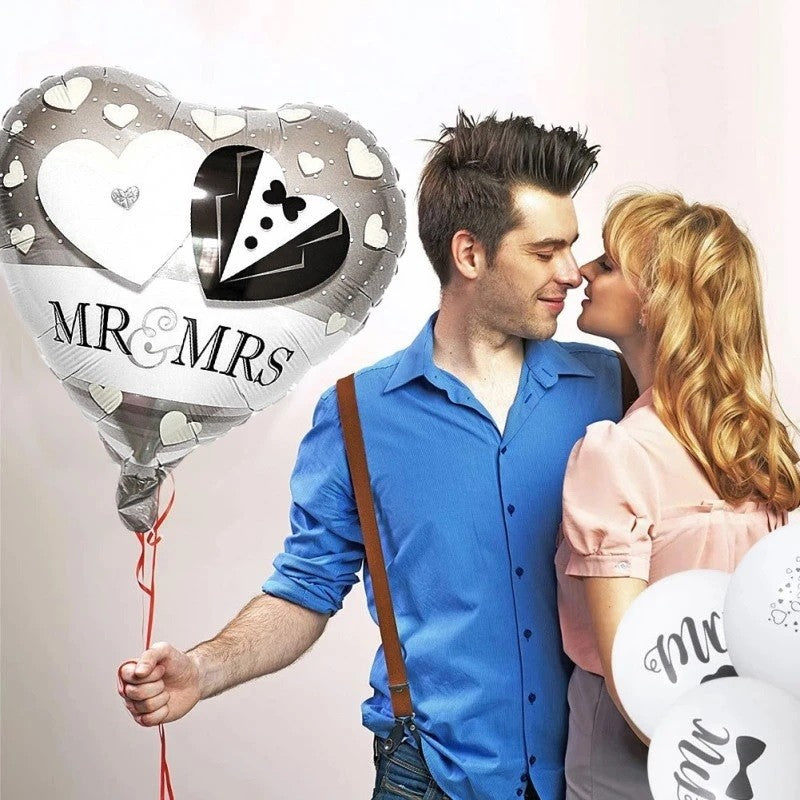 Balon din Folie Metalizata, Flippy, Figurina Inima, Model Mr&Mrs, Tema Nunta, 45 cm, Ambalaj Individual, Pai Inclus,