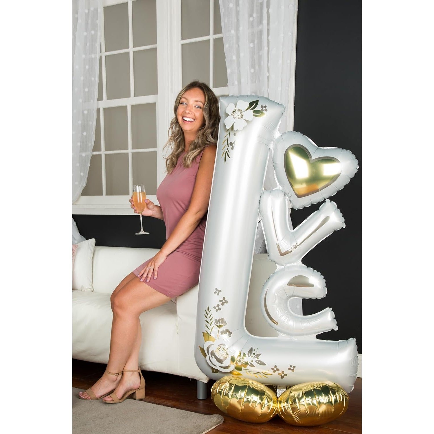 Balon din Folie Metalizata, Flippy, Figurine, Model LOVE, Tematica Iubire, 110x64 cm, Ambalaj Individual, Pai Inclus,