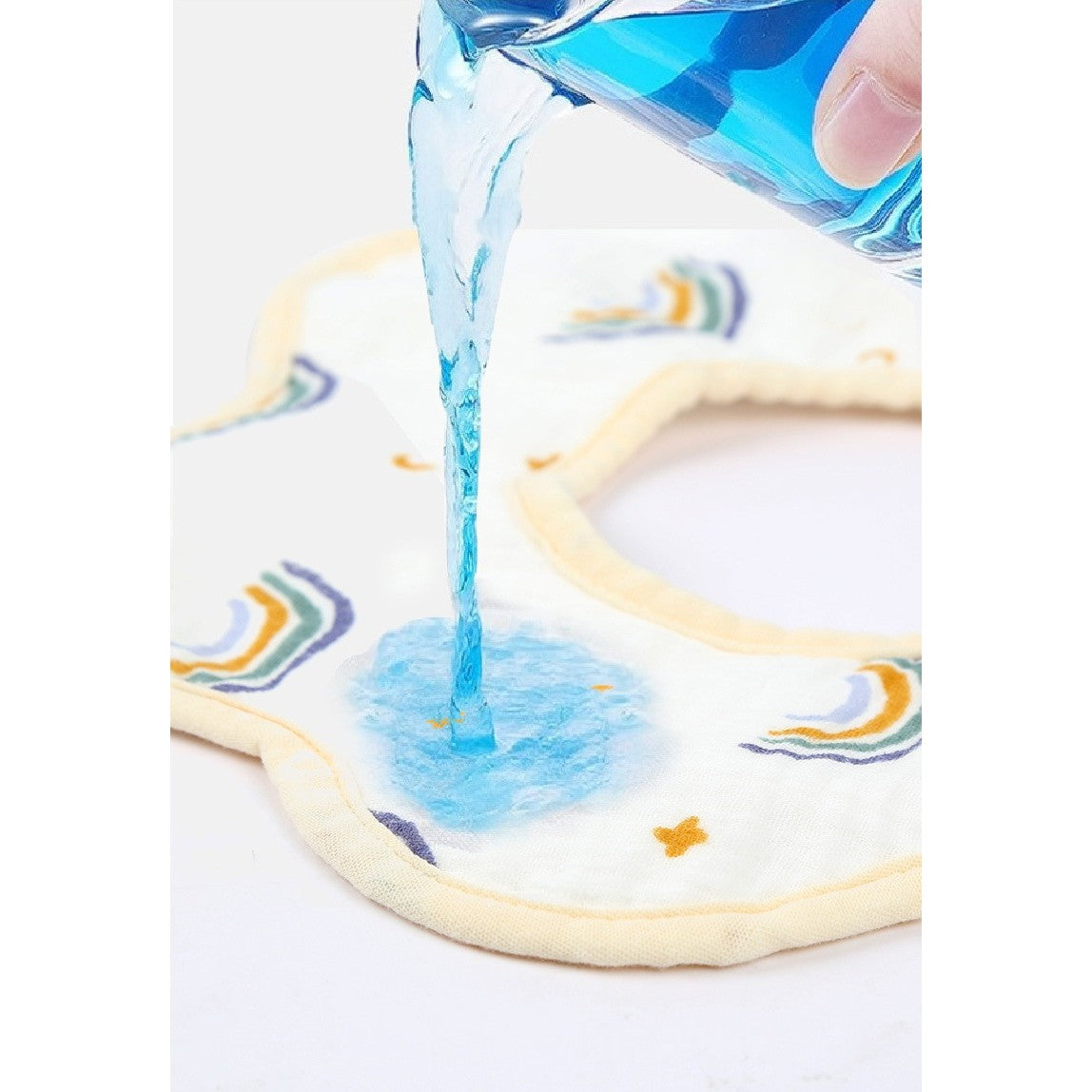Baveta Tip Floare, Flippy, din Bumbac, pentru Copii 0-12 Luni, Rezistenta la apa, cu Capse, Model Curcubeu, 26 x 29 cm,