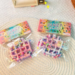 Jucarie Antistres Squishy, Flippy, cu Revenire Lenta, Squeeze Pinch Family, Model Waffle, 6x6 cm, 99g, Ambalaj