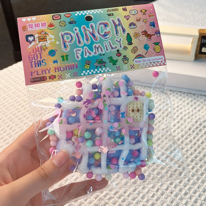 Jucarie Antistres Squishy, Flippy, cu Revenire Lenta, Squeeze Pinch Family, Model Waffle, 6x6 cm, 99g, Ambalaj