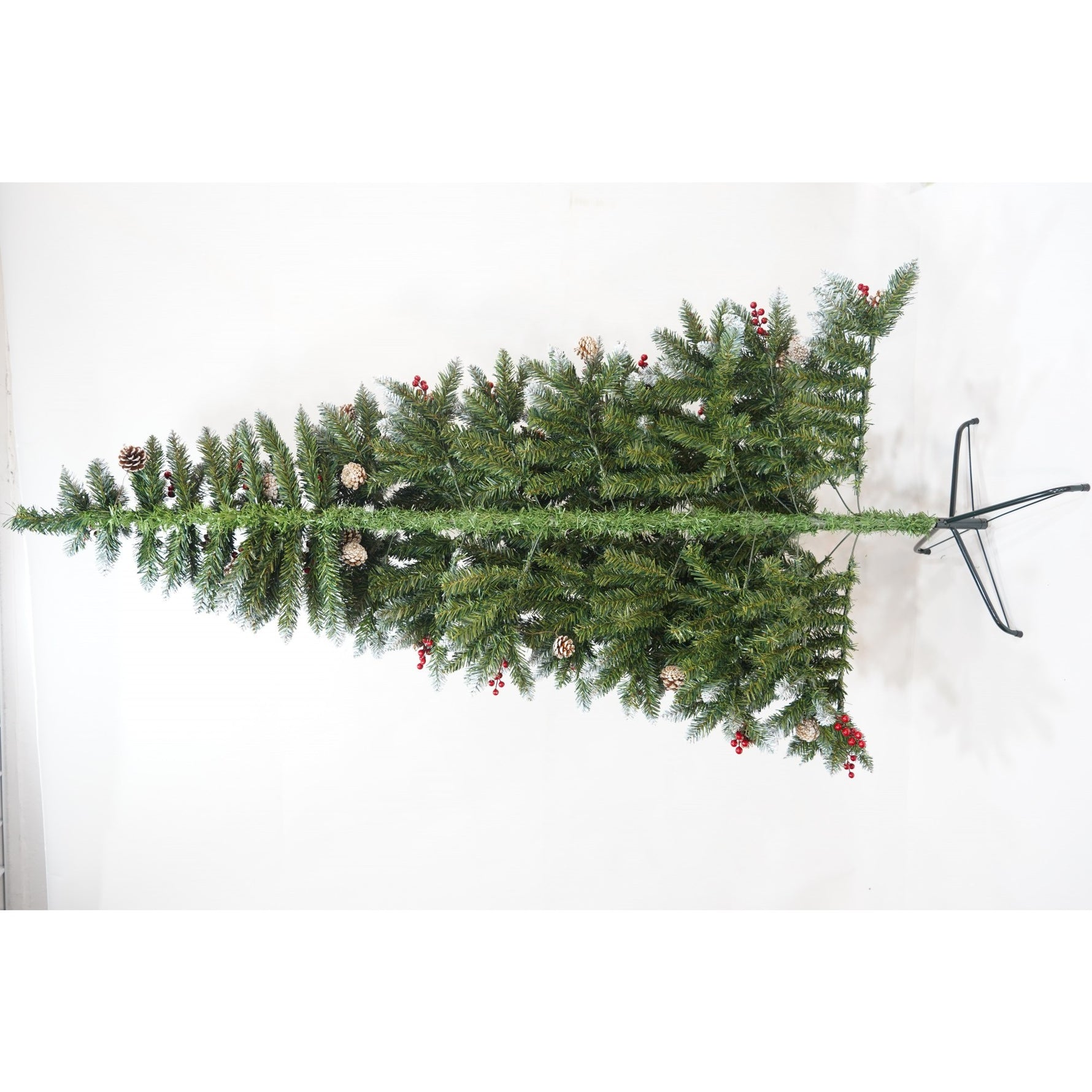 Brad Artificial de Craciun, Flippy, Sectionat pentru Perete/ Colt, 1.50 m inaltime, Verde, Decorat, Diametru Inferior