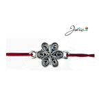 Martisor tip Bratara cu Pandantiv Metalic, Jolie, Snur Textil Rosu, Model Floare, Dimensiune Reglabila, Nod Dublu,