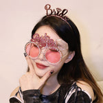 Ochelarii Decorativi, Flippy, Tema Nunta, Model Bride to Be, din Plastic, Roz