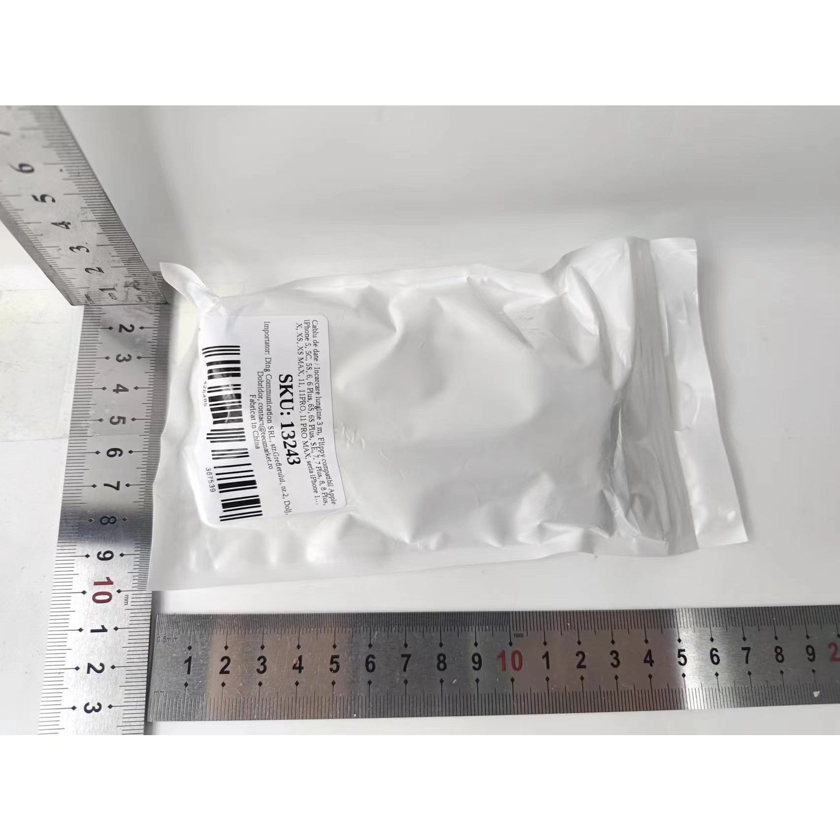 Cablu de date / Incarcare lungime 3 m, Flippy compatibil Apple iPhone 5, 5C, 5S, 6, 6 Plus, 6S, 6S Plus, SE, 7, 7 Plus,