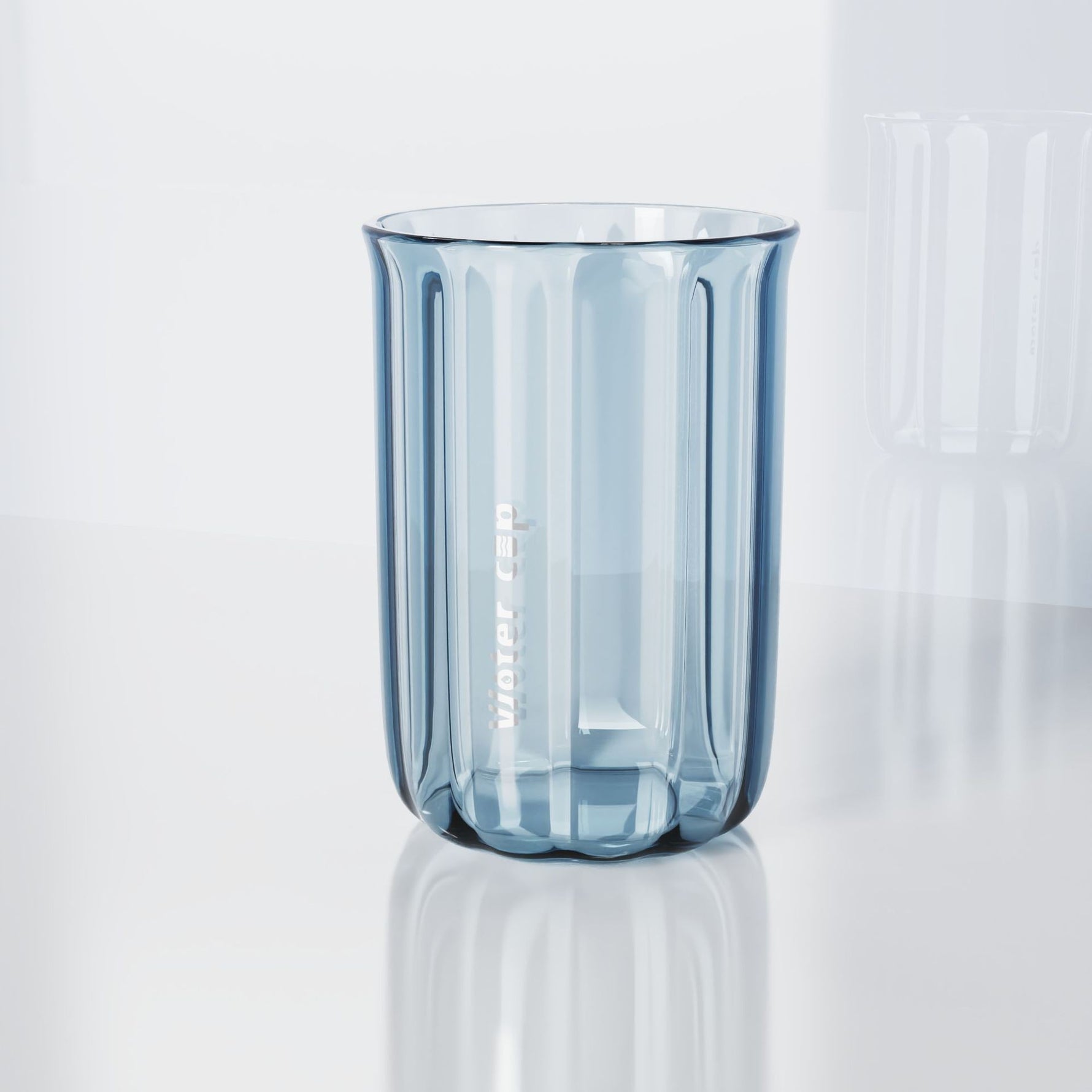 Cana de Apa pentru Clatit, Flippy, pentru Periuta de Dinti, 200 ml, 10.4 x 7.3 cm, Albastru Transparent