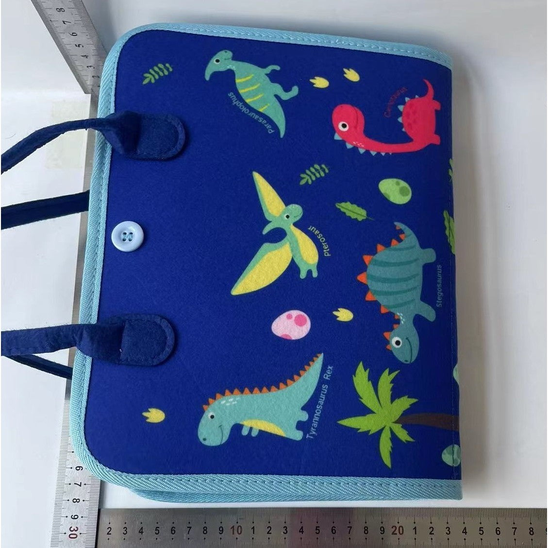 Carte Senzoriala Educativa Montessori, Flippy, Dezvoltare Abilitati Motorii, 5 Pagini, Model Dinozauri, 28x22x7 cm,